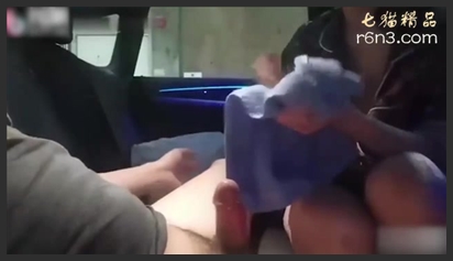 快点射出来我老公催我回去半夜被情人叫下楼在停车场车震美少妇唾液深喉拉丝
