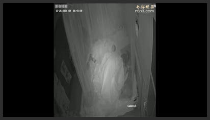 网咖难民色情辣妹超赞 明明肚子很饿比起一日三餐更想吃男人 日向理名