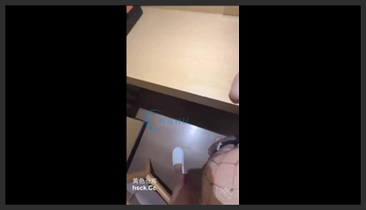 海角社区.酒店约操兄弟老婆高颜值巨乳服臀反差御姐