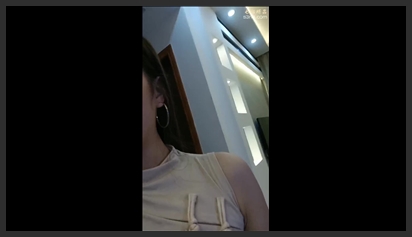 妩媚风骚姐妹花带着吸奶器疯狂互插